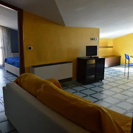 Mansarda Fronte Mare Con Servizio Incluso A Appartement *