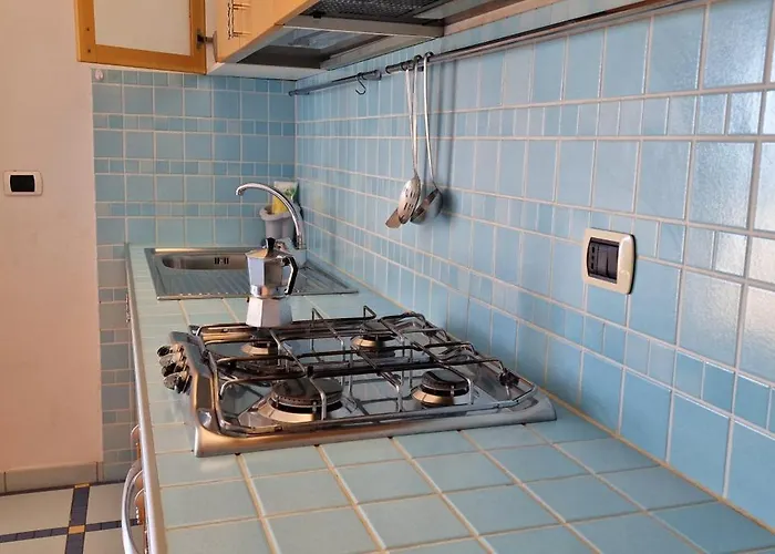 Apartman Mansarda Fronte Mare Con Servizio Incluso A