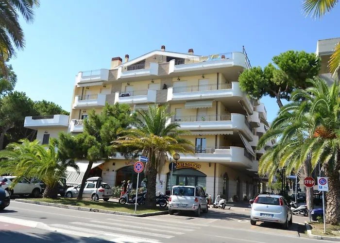 Mansarda Fronte Mare Con Servizio Incluso A