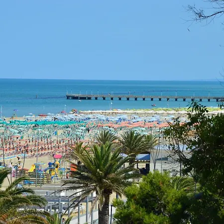 Mansarda Fronte Mare Con Servizio Incluso A
