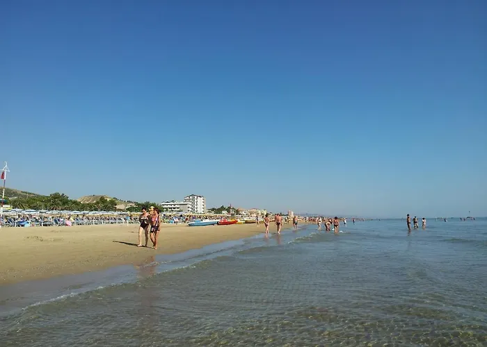 Mansarda Fronte Mare Con Servizio Incluso A * Roseto Degli Abruzzi