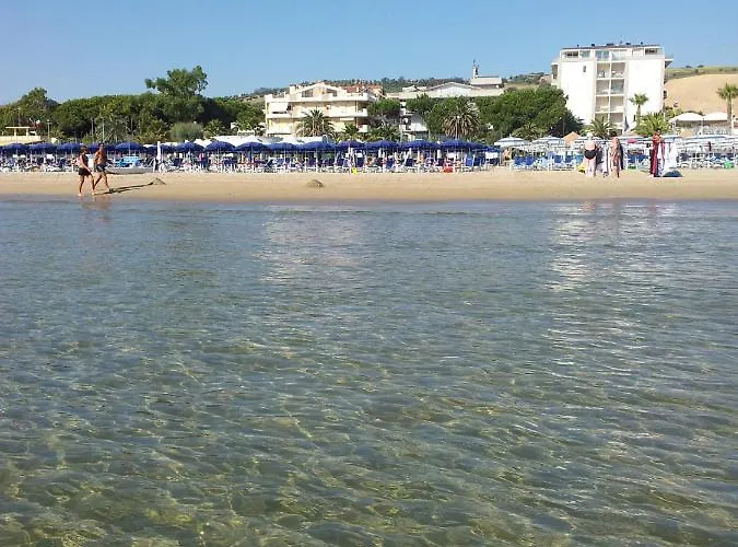 Mansarda Fronte Mare Con Servizio Incluso A *